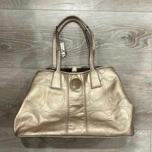 1 pc original Coach gold hand bag preloved